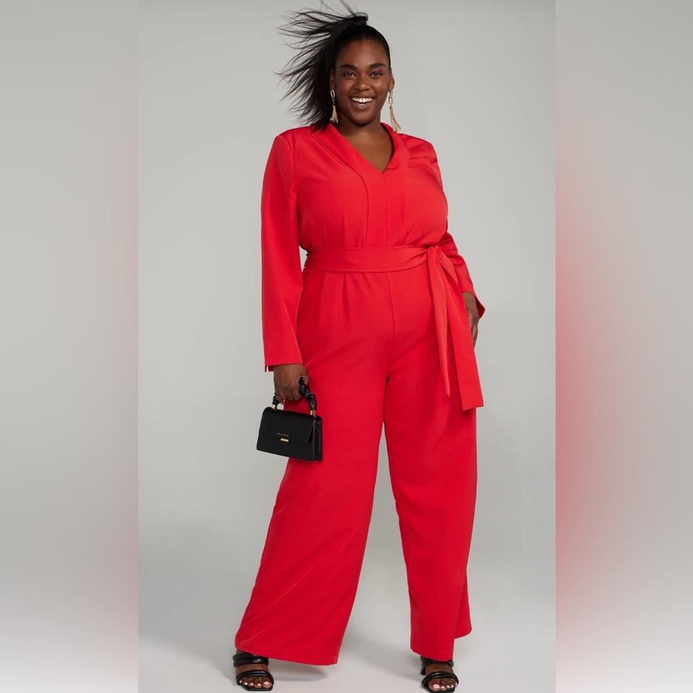 Red Plus Size Jumpsuit - Fashion to Figure - New with Tags - Size 3